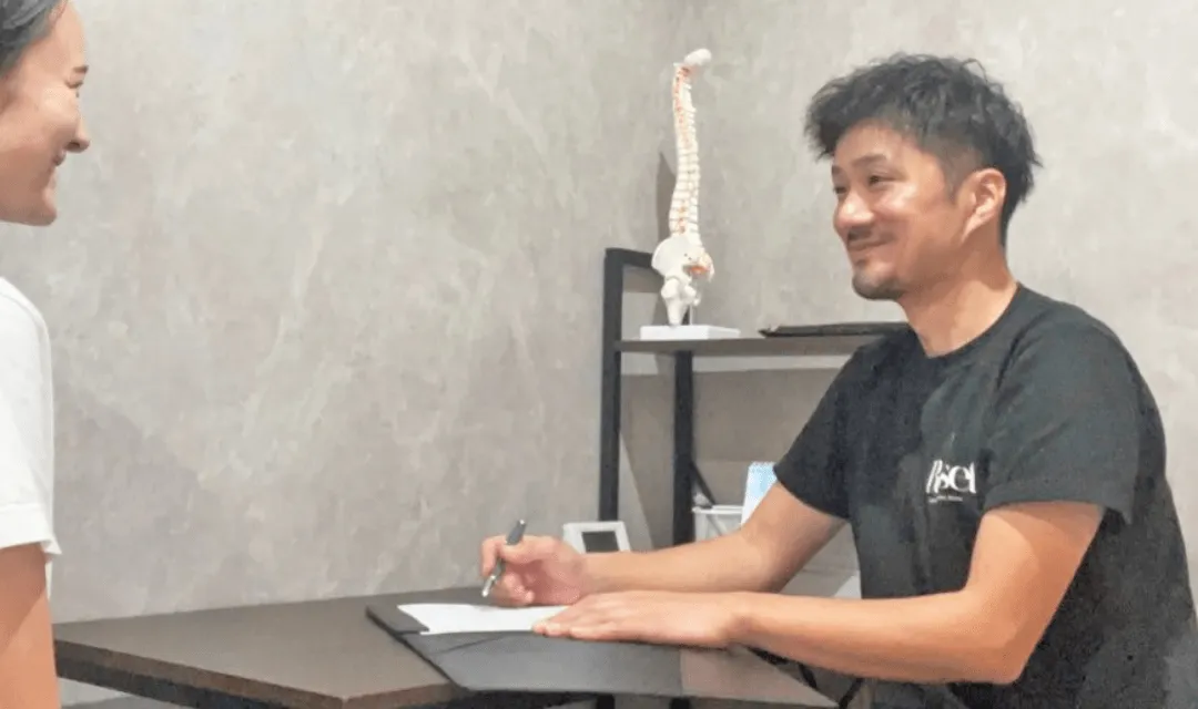 問診票の記入＆カウンセリングの画像